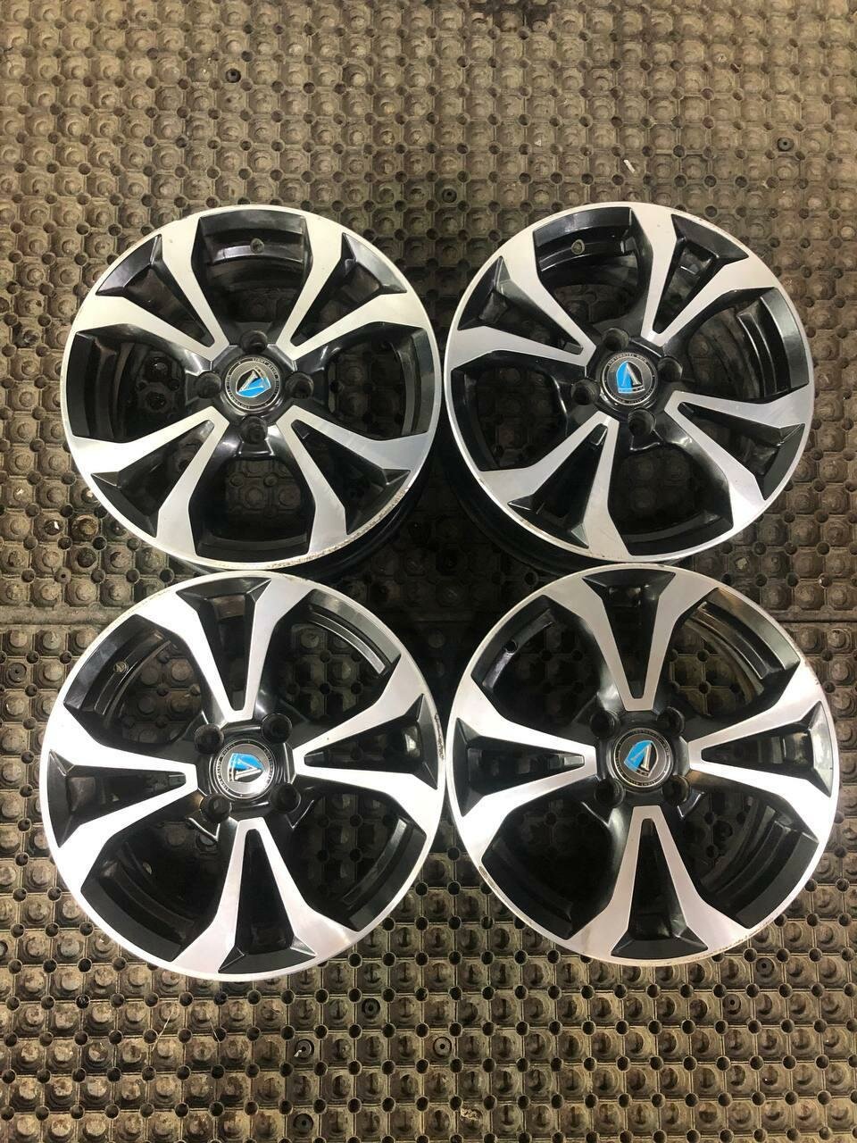 Колесные диски Venti 6xR15/4x100 54.1 (Реплика)