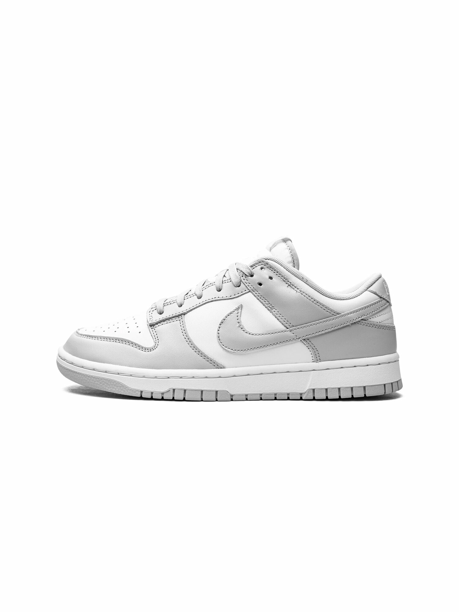 Кроссовки NIKE Dunk Low, размер 10US / 44EUR, серый / белый