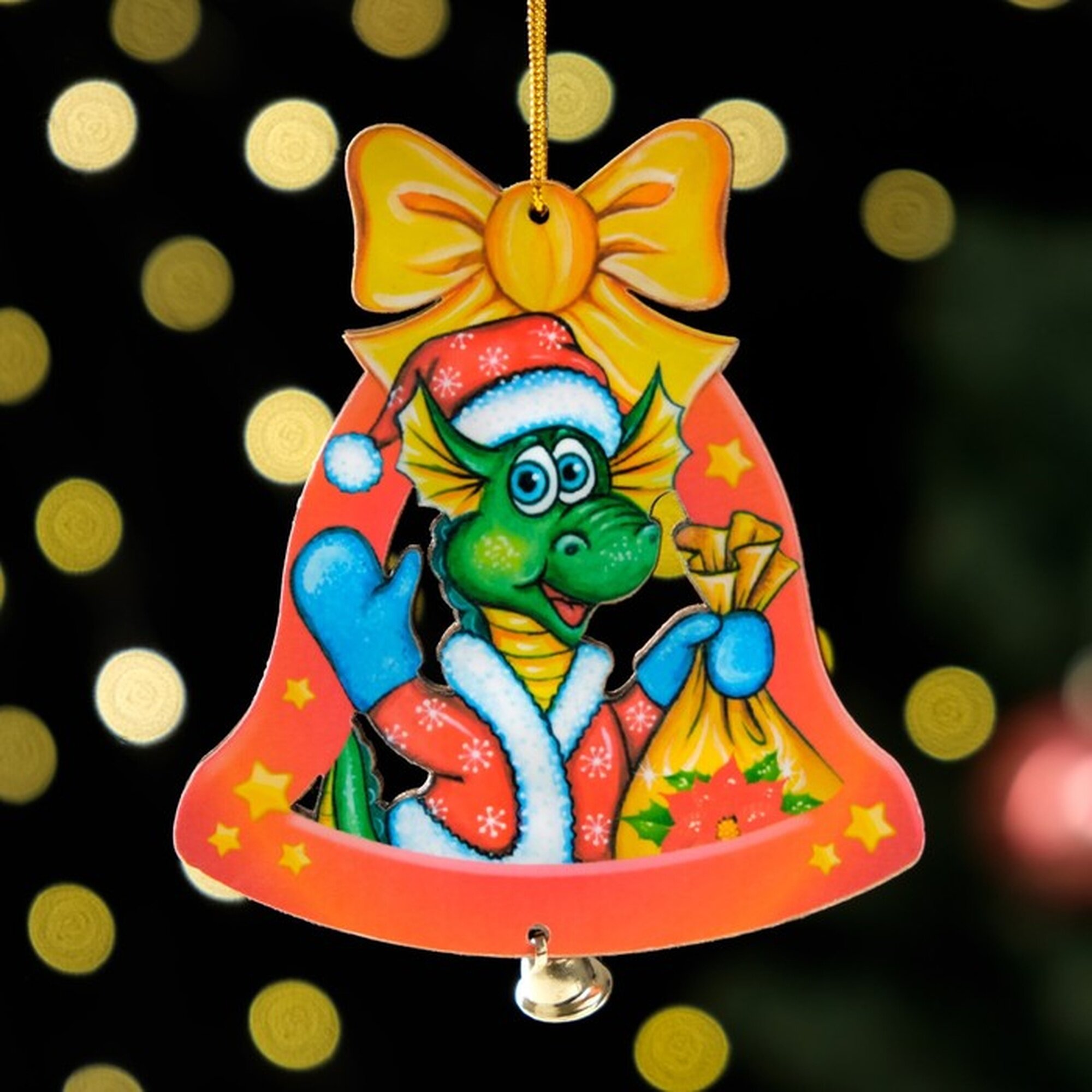 Ёлочная игрушка "Дракон в колокольчике" ламинация 84 х 93мм