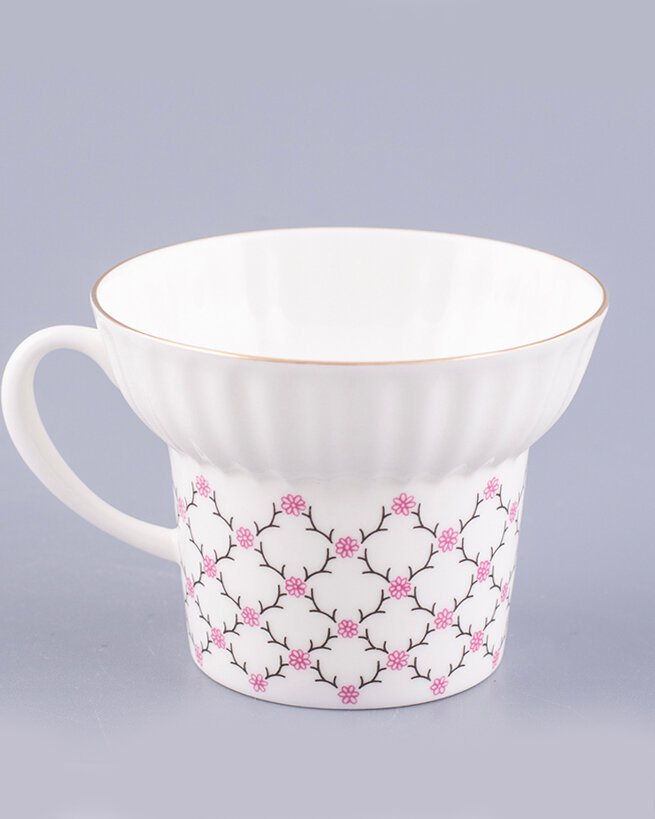 Чайная пара "Розовая Сетка", форма Волна, 155 мл, костяной фарфор, Императорский фарфоровый завод — фото 1