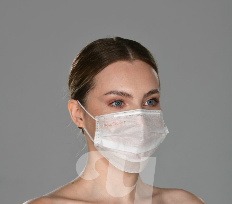 Маски медицинские Белые одноразовые трехслойные Чистовье 50 шт 609-638