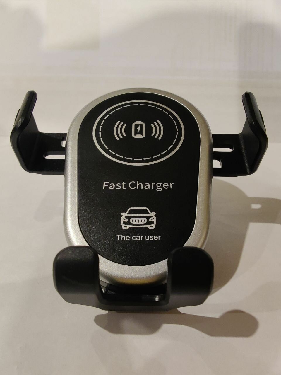 Автомобильный держатель для телефона c беспроводной зарядкой 15W / в воздуховод / черный