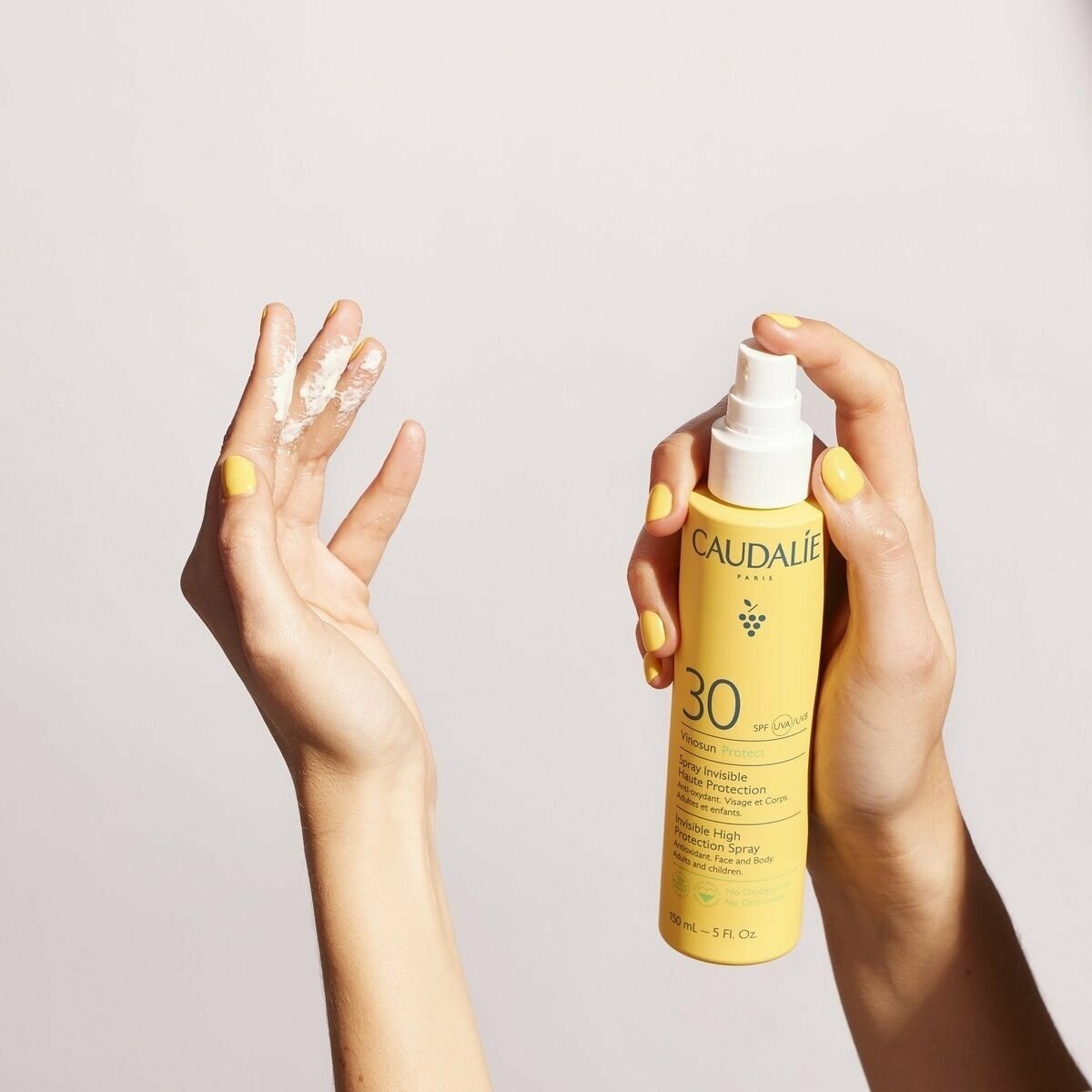 Картинки CAUDALIE Vinosun Солнцезащитное молочко-спрей для лица и тела SPF 30, 150 мл