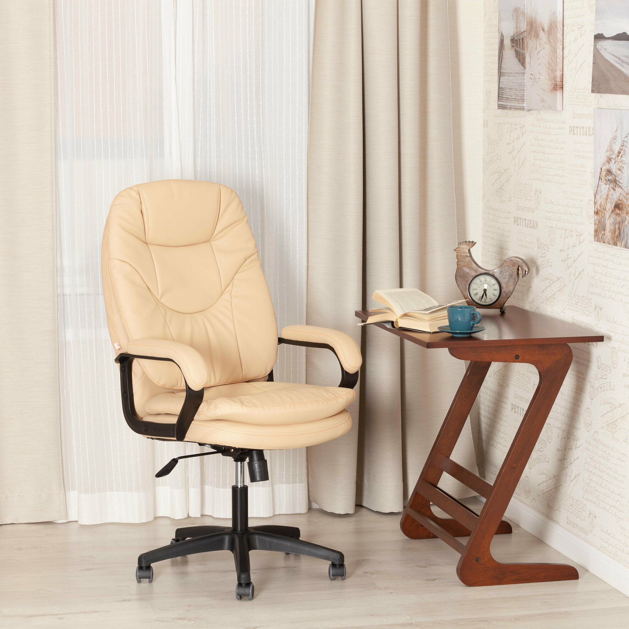 Кресло TetChair Comfort LT 22, кожзам, бежевый, 36-34