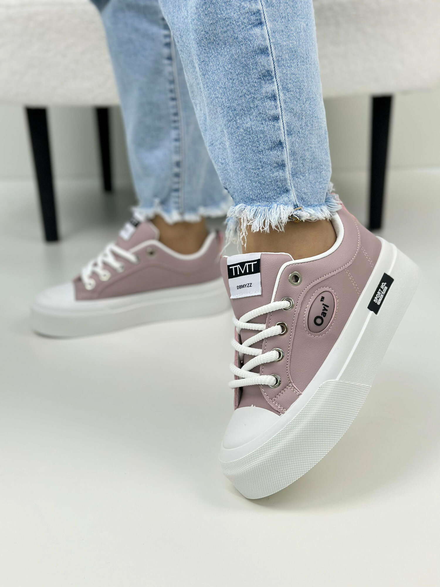 фото Кроссовки Oayi для девушек размер 41, цвет черный