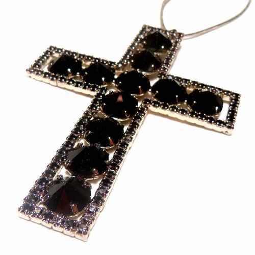 Крестик Крупный массивный кулон -крест /Чехия, кристаллы Swarovski, Swarovski Zirconia, длина 100 см, черный