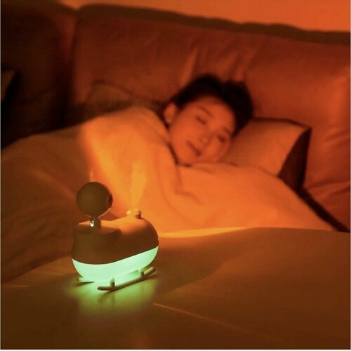 Миниатюрный увлажнитель воздуха со световым эффектом заката розовый 1499₽