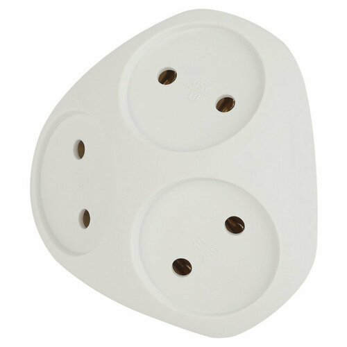 Разветвитель эра 3 гнезда бз белый 10а 666₽