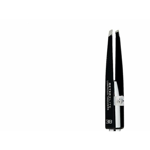 Пинцет для бровей Beter ELITE Tweezers with light slanted tip 2312₽