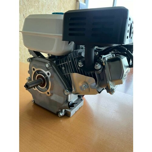 Двигатель бензиновый 7лс под шпонку (Диам 20мм, длина вала 50мм)