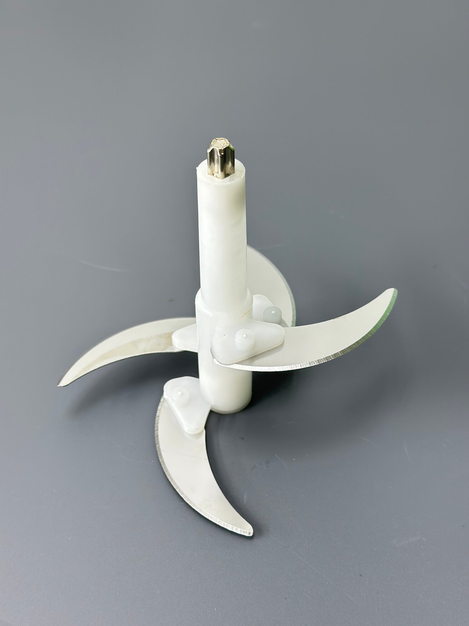 Нож измельчителя блендера универсальный (сравнивайте размеры на фото)