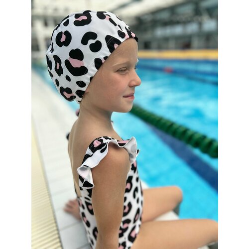 Шапочка детская для девочки, для бассейна и плавания от бренда CAPITANIA