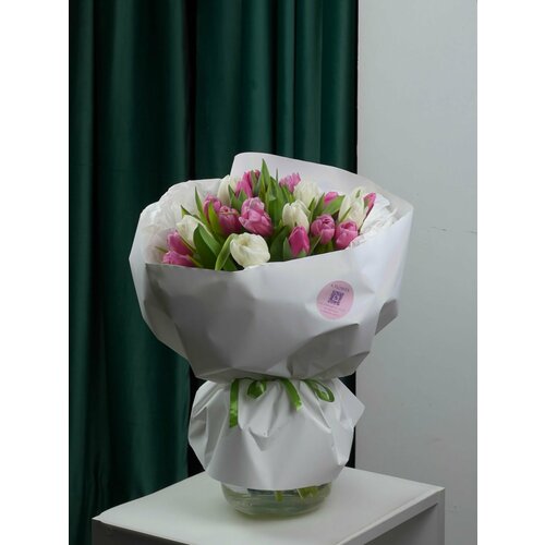 BONJOUR букет "В Голландии 2.0" - букет из микса розовых и белых тюльпанов