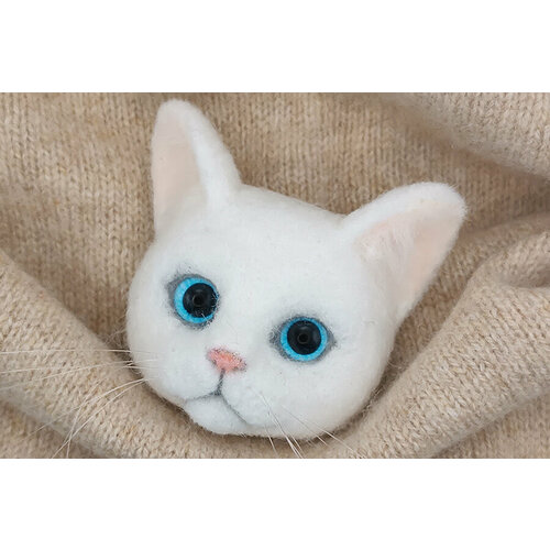 Брошь, стекло