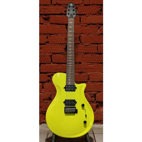 Электрогитара Covenant CUSTOM MODEL BE Lemon в кейсе с аксессуарами