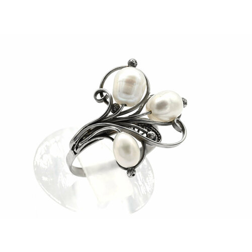 кольцо с белым жемчугом барокко из ювелирного сплава Кольцо, жемчуг пресноводный, размер 20, белый