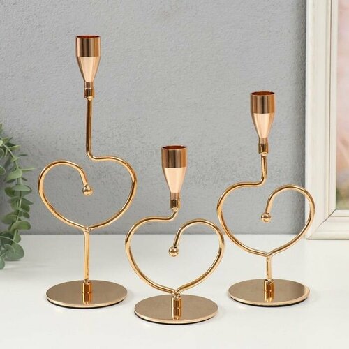 Подсвечник металл Аврелия набор 3 шт золото d 2см высота 26 205 165 см 95х8х26 см 3241₽