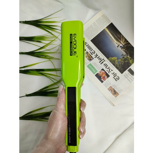 Утюжок EVOQUE Touch Screen широкие пластины зветло зеленый GREEN