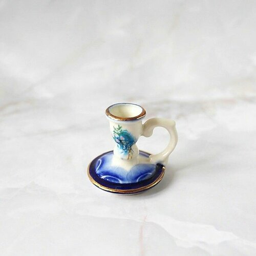 Подсвечник керамический, настольный, с ручкой