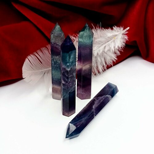 Натуральный камень Флюорит 6 см / энергетический обелиск, кристалл (оберег амулет)