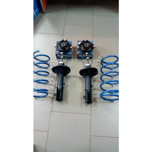 Передние амортизаторы с пружинами и опорами Киа Спектра Kia Spectra корея Хорошее качество 22990₽