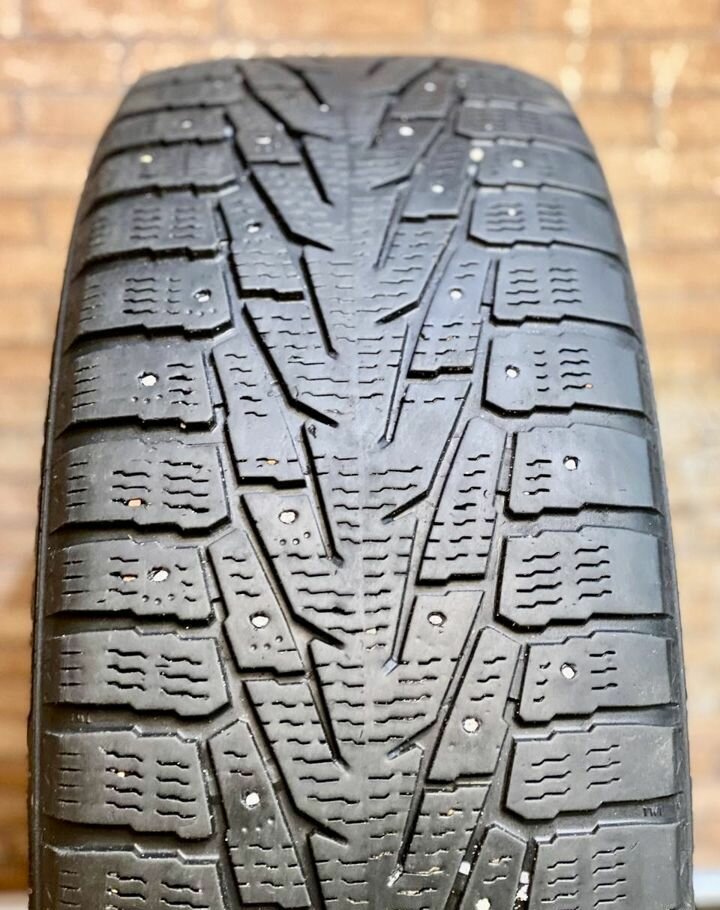 Nokian Tyres Hakkapeliitta 7 SUV 235/60 R17