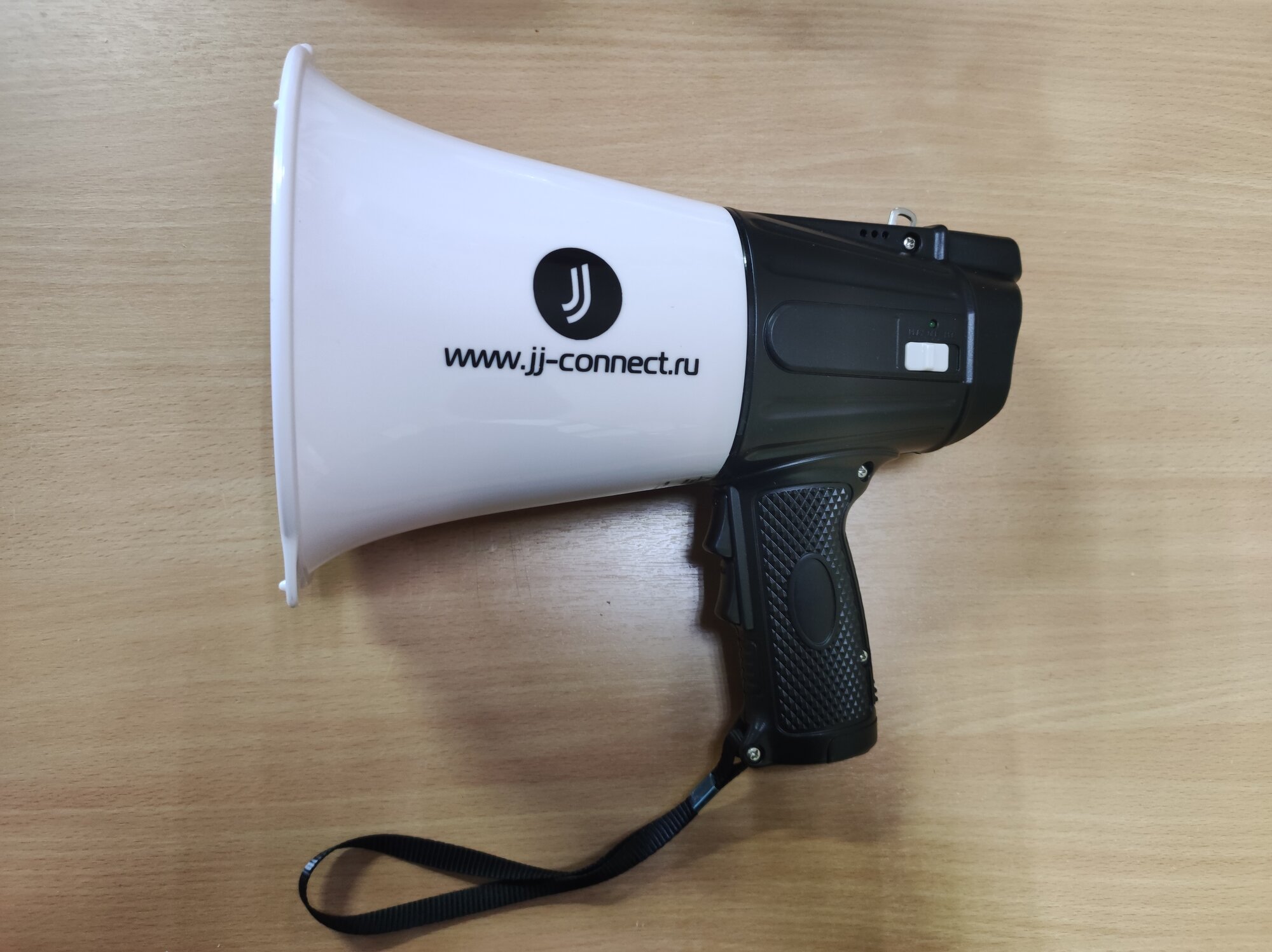 Мегафон (громкоговоритель) JJ-Connect Megaphone L-200