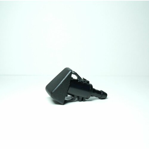 Форсунка стеклоомывателя веерная левая HYUNDAI Арт986301R100 644₽