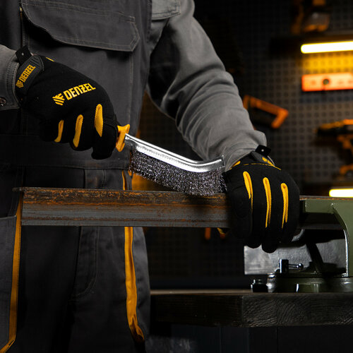 Щетка металлическая с пластмассовой ручкой нержавеющая проволока DENZEL 599₽