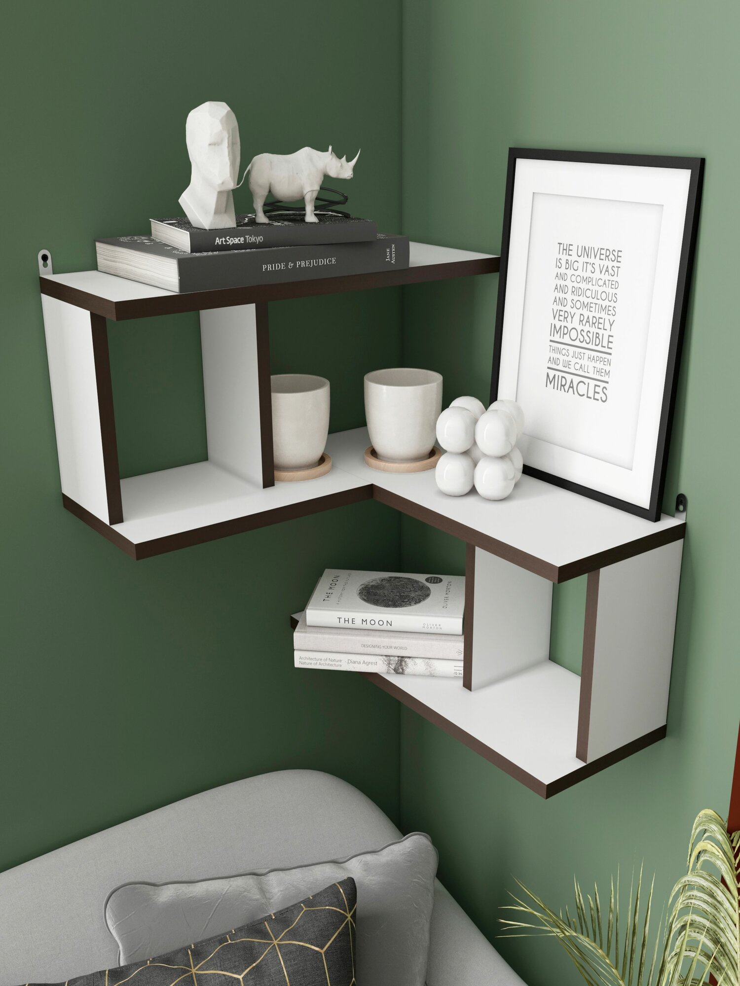 фото Полка настенная , навесная книжная угловая деревянная кухонная на стену . Полочка белая для хранения книг и цветов , рассады . В комнату и гостиную кухню ванную и прихожею , спальню и коридор туалет