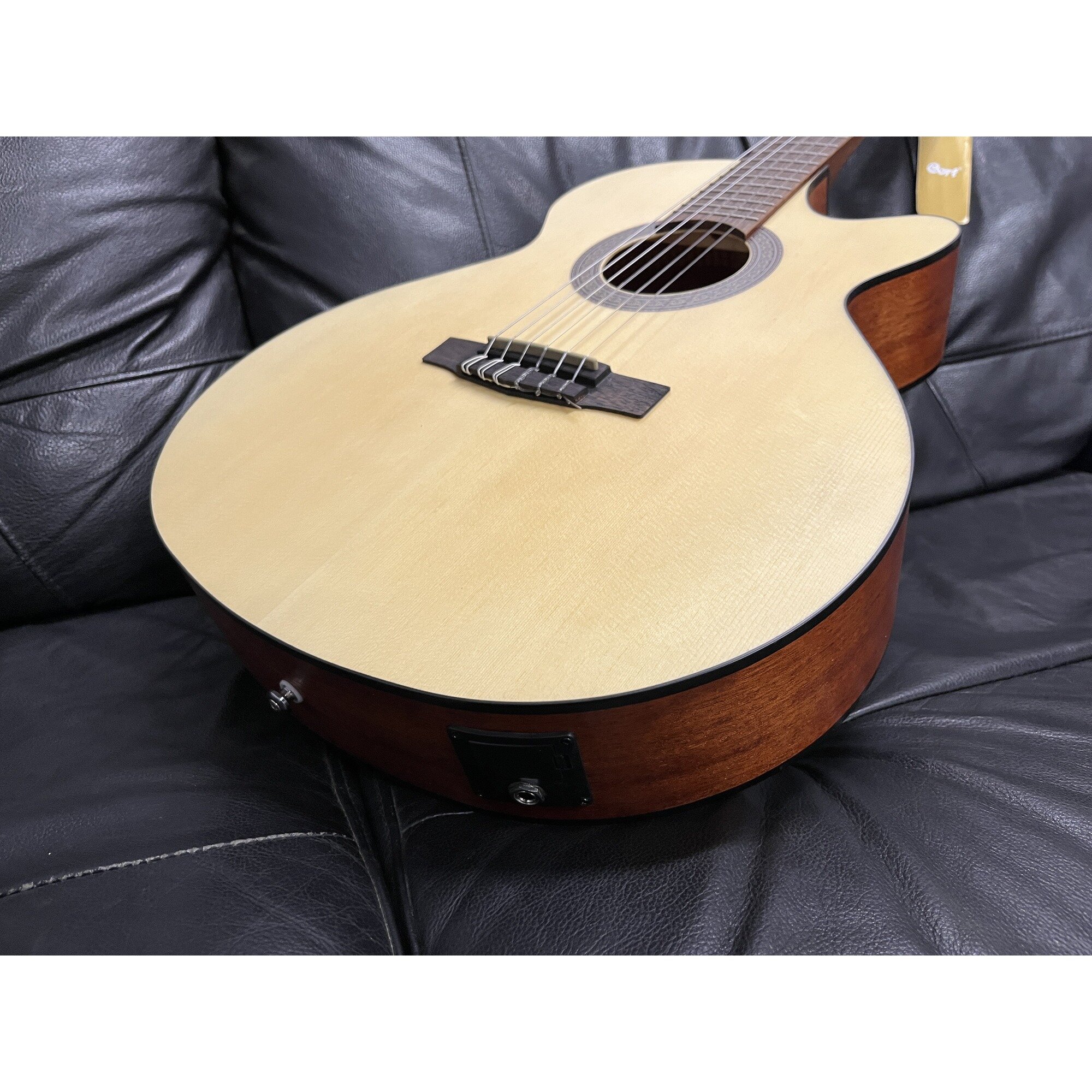 Электроакустическая гитара Cort CEC1-OP — фото 1