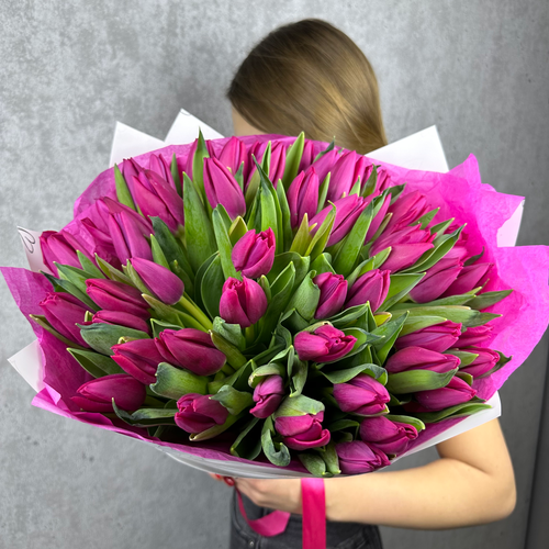 Цветы живые букет из 51 тюльпанов от Sharmonic Fleur