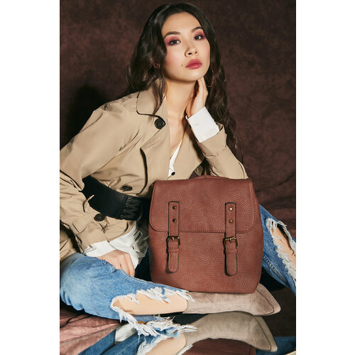 фото Рюкзак nothing but love сумка-рюкзак "деловой роман", 306016, фактура гладкая, матовая, коричневый