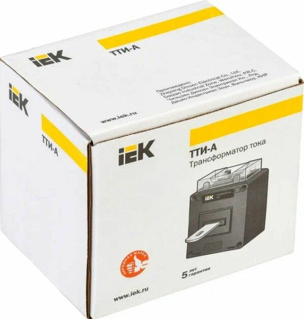 Трансформатор тока IEK ITT10-2-05-0100 ТТИ-А 100/5А с шиной 5ВА класс точности 0.5