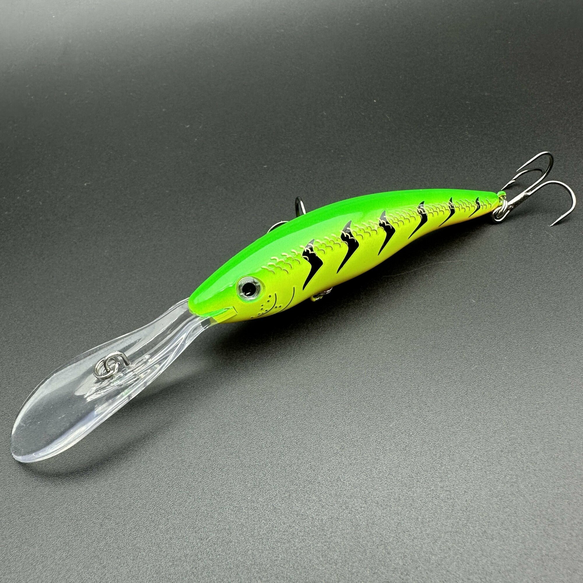 Воблер минноу Rapala Deep Tail Dancer minnow 9 см 13 гр для ловли спиннингом, троллингом на щуку, сома, судака, лосось