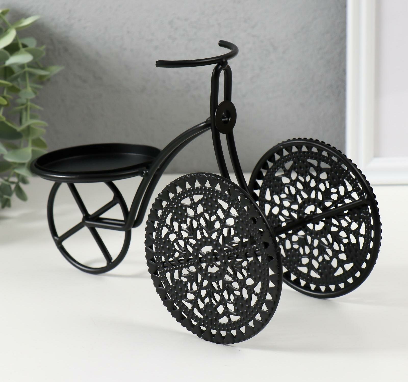 Подсвечник металл на1 свечу "Трёхколёсный велосипед" d8 см чёрный 23х11,5х16 см