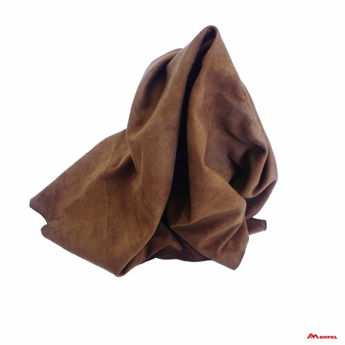 Натуральная итальянская кожа, велюр коричневого цвета, коза. 45-50 дм2, целые шкурки, толщина 0,7-0,9 мм