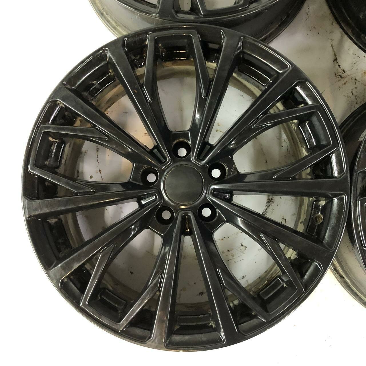 Колесные диски RST 18x7 PCD 5x114.3 D66.1 ET37 (Реплика) — фото 1
