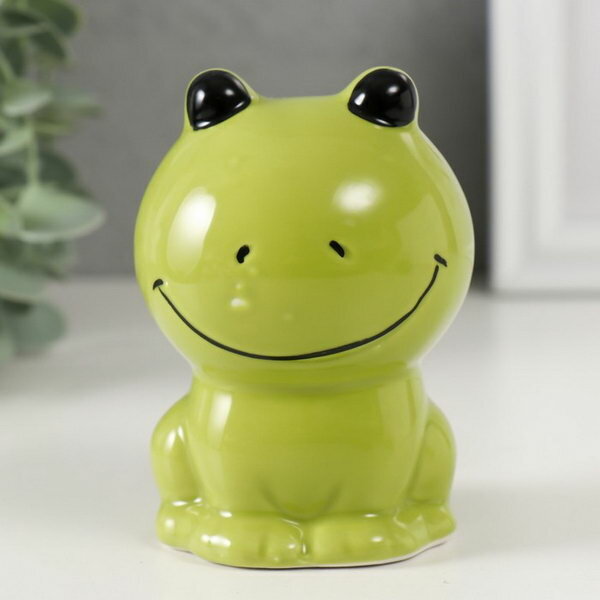 фото Копилка керамика "Маленький зелёный лягушонок" 7х6.8х10 см