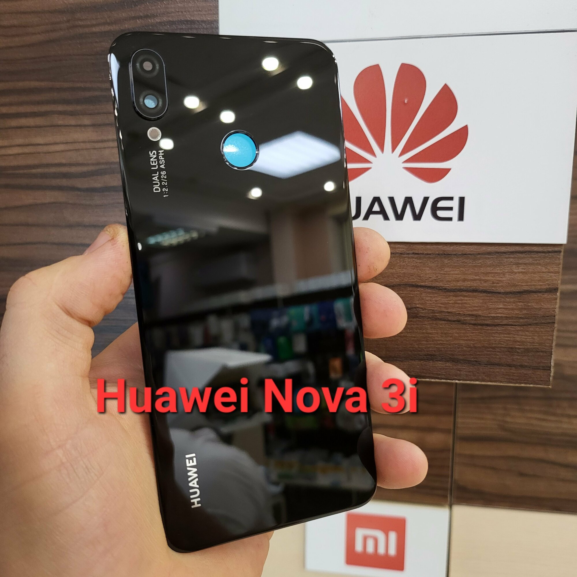 Крышка для Huawei Nova 3i (заднее стекло) 