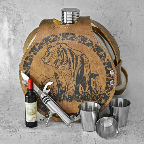 Фляжка в кобуре 42 OZ (1.2л), мультитул, 3 стопки, зажигалка бежевый, бежевый, красный