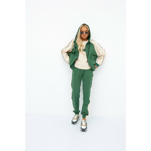 фото Костюм ebo, размер 52, зеленый, бежевый