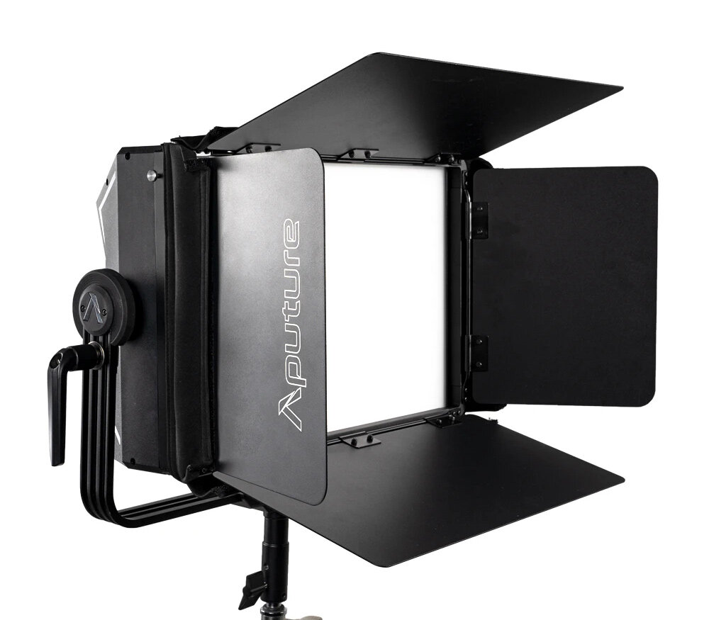 Шторки Aputure Nova P300c Barn Doors