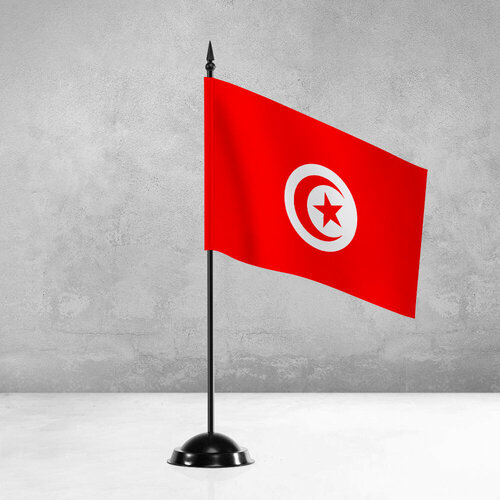 Настольный флаг Туниса на пластиковой черной подставке