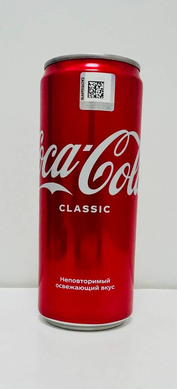 Напиток газированный Coca-Cola Classic / Кока-кола классический вкус, 24 штуки по 330 мл