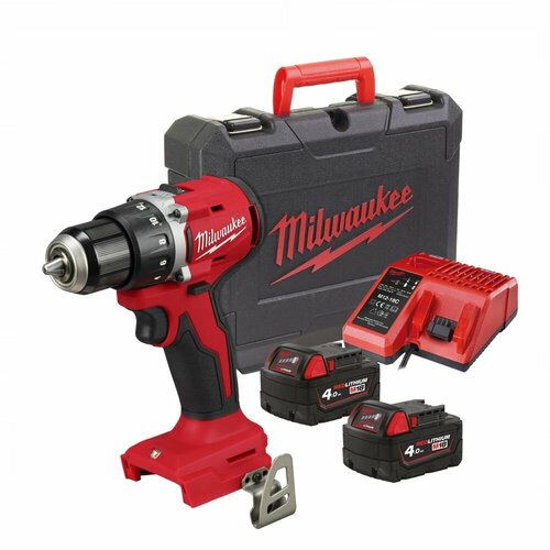 Аккумуляторная дрель-шуруповерт Milwaukee M18 BLDDRC-402C 4933492834 перфоратор milwaukee m18 bh 402c 4933443330 с 2 мя акб кейс