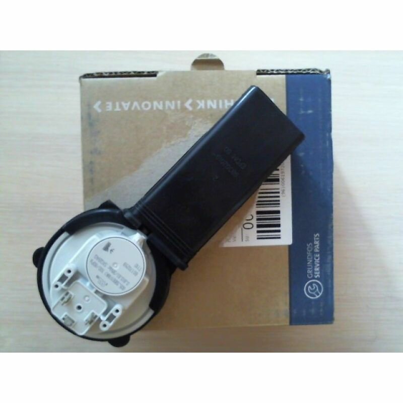 Комплект микровыключателя Grundfos Sololift2 WC-1 WC-3 CWC-3 97775344