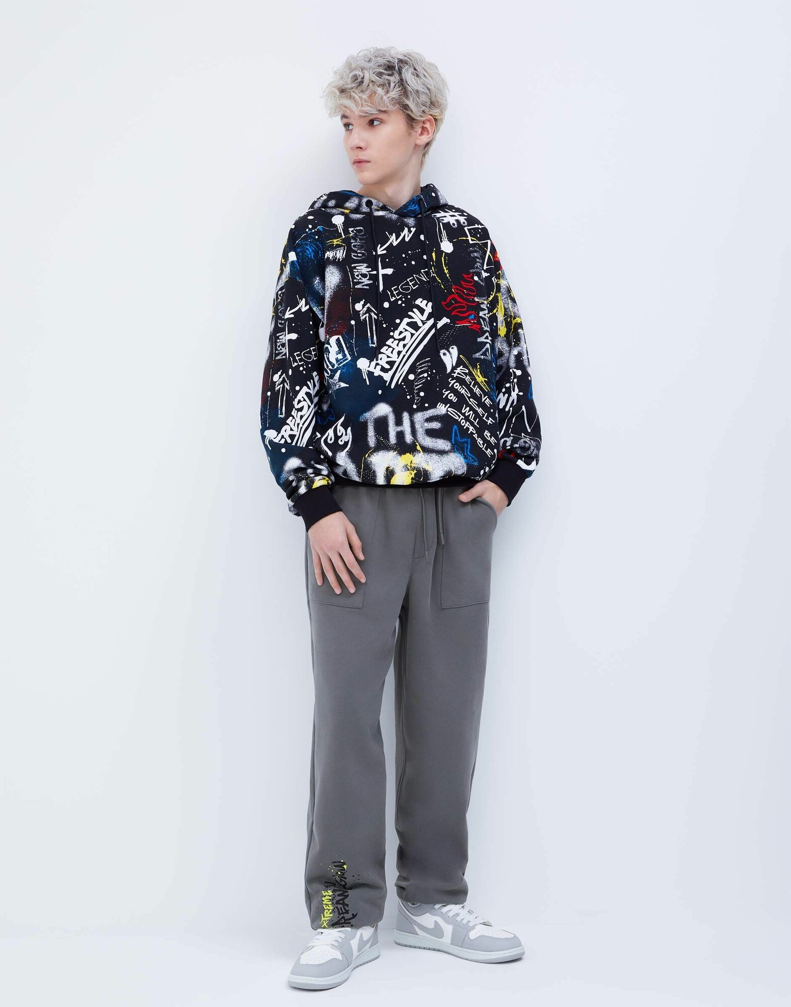 Брюки спортивные Gloria Jeans размер 10-12л/146-152 серый