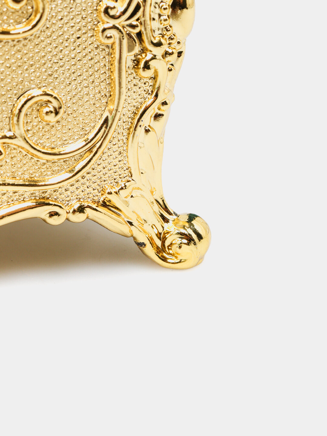 Элегантная и удобная салфетница, золотистое, с узорами, квадратная, для 200 салфеток — фото 1