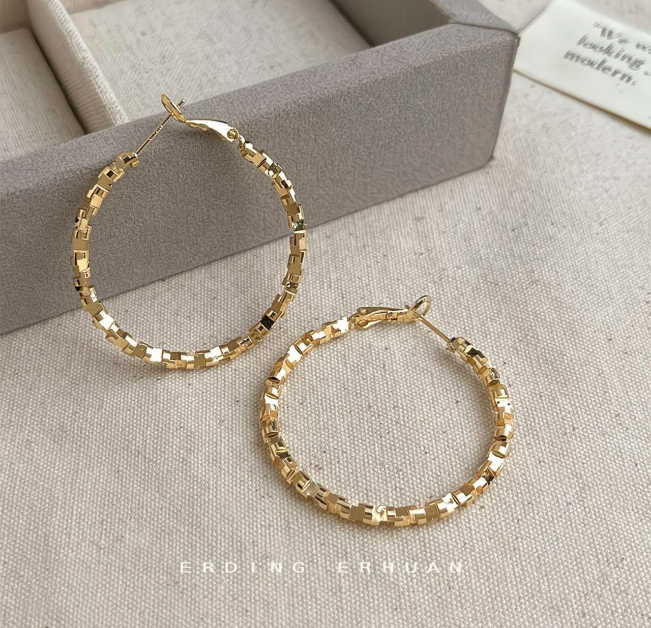 Серьги, размер 4 мм, золотистый — фото 1